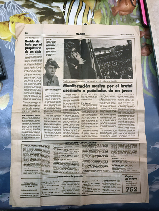 Diario 16 recoge la multitudinaria manifestación por la muerte de Rafael.
