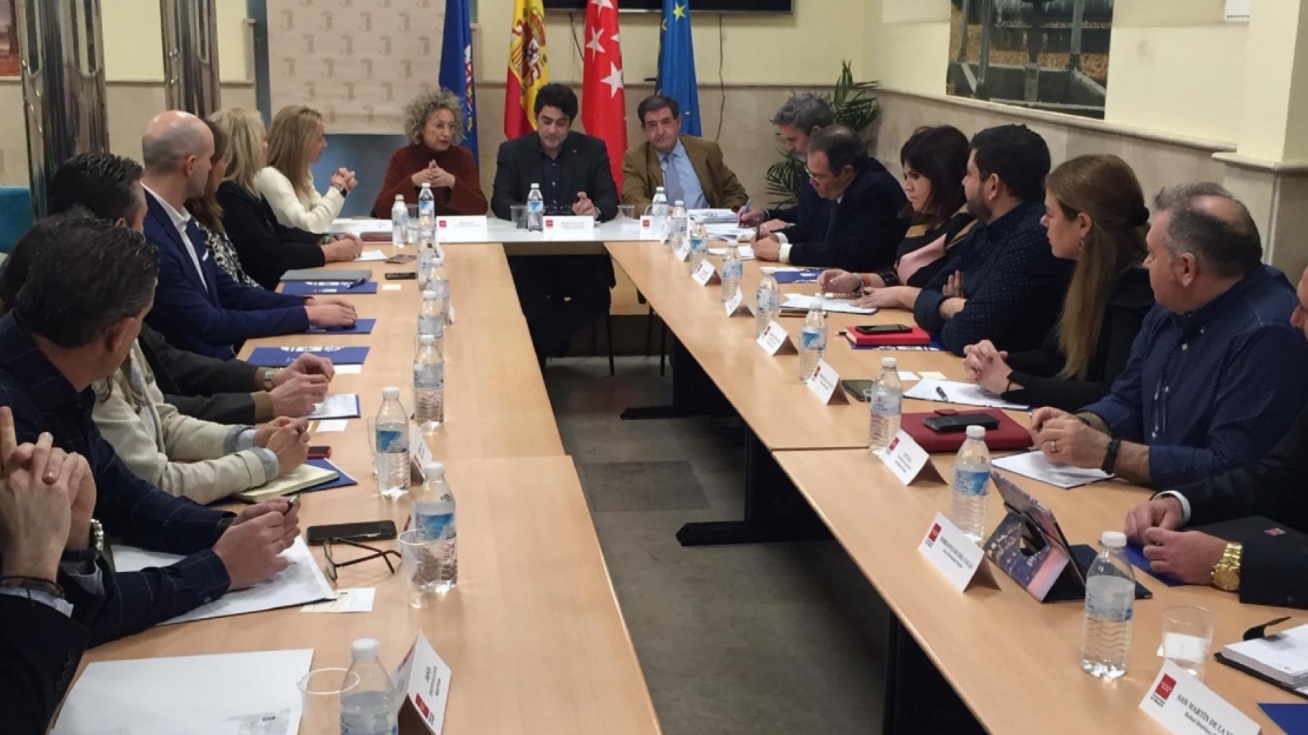 Reunión de la Comunidad de Madrid con los dirigentes de la zona sur.