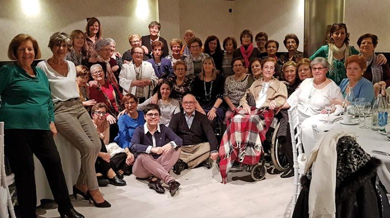 La Asociación de Cuidadores de Mayores Dependientes (CUMADE) durante su vigésimo aniversario.
