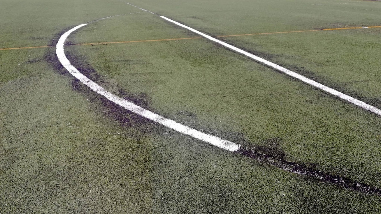 Estado actual del campo de fútbol del Restón.