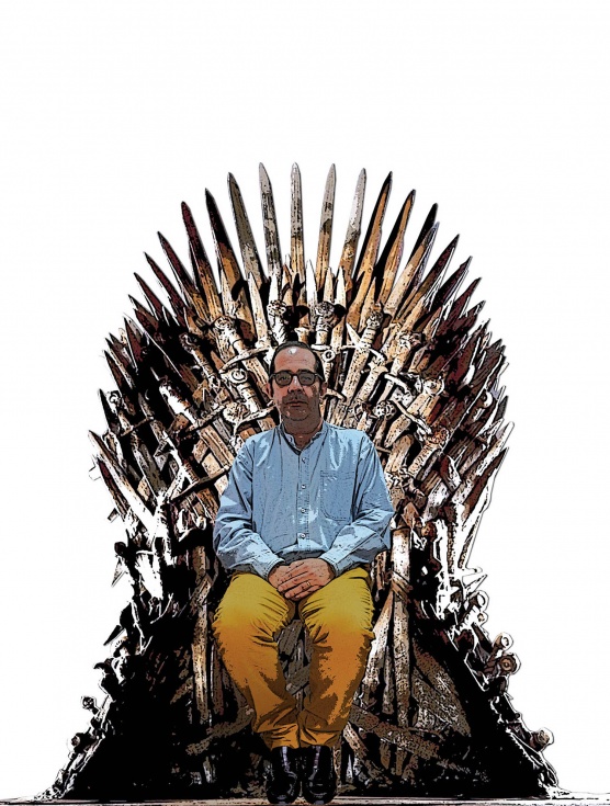 Zigzag ilustró la portada de mayo de 2015 con el famoso sillón de la saga televisiva “Juego de Tronos”, bajo el título “¿Quién ocupará el trono?”. Finalmente es el republicano Rafael Sánchez quien ocupa el “trono” de Pinto.