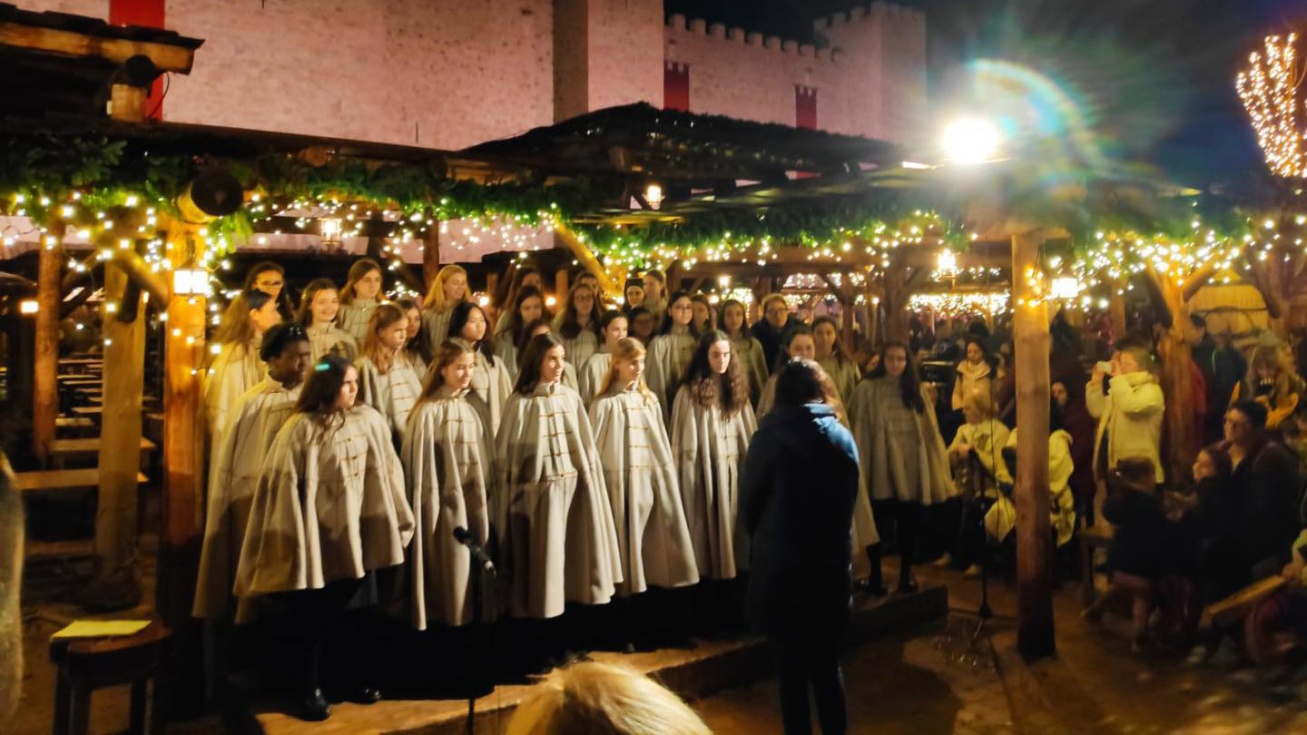 Actuación del 9 de diciembre en Puy Du Fou | Colegio de Nuestra Señora