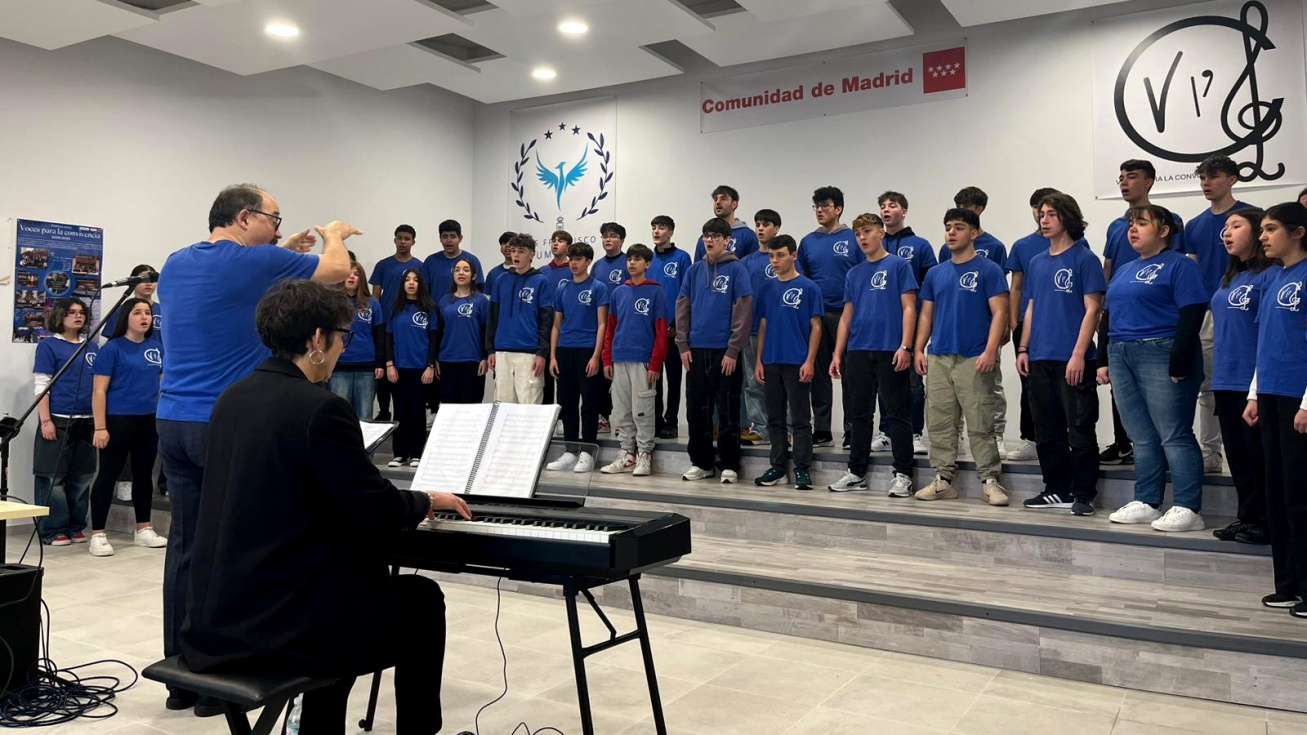Voces para la Convivencia estrena su nuevo auditorio.