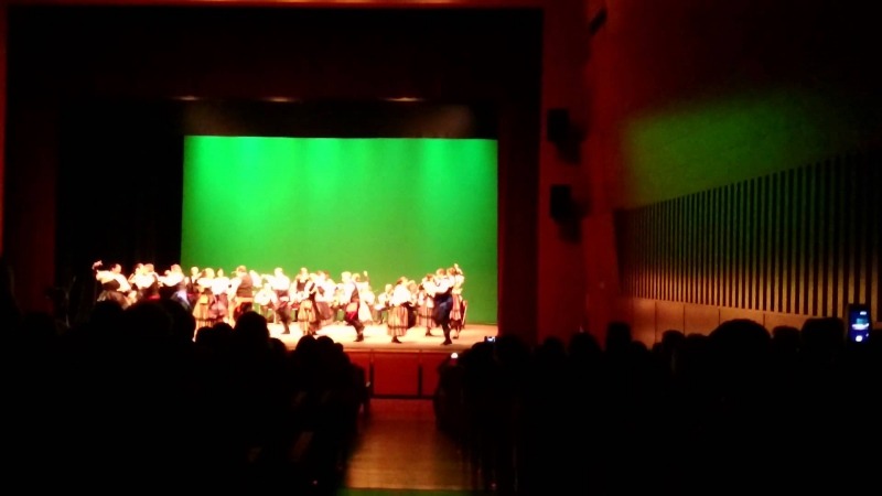 Actuación en el teatro Francisco Rabal.