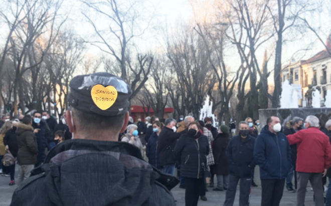 Concentración en Pinto solicitando la apertura de las urgencias.