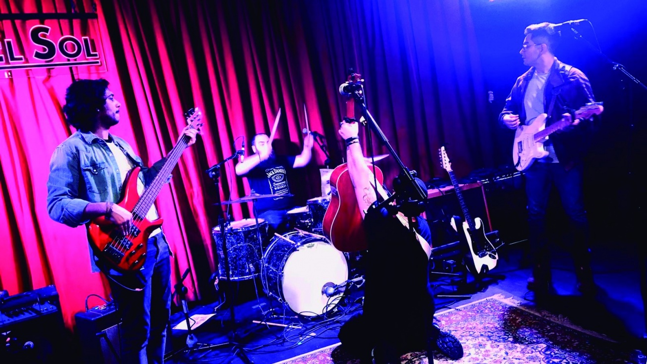 Los Zorros durante un concierto en la Sala Sol.