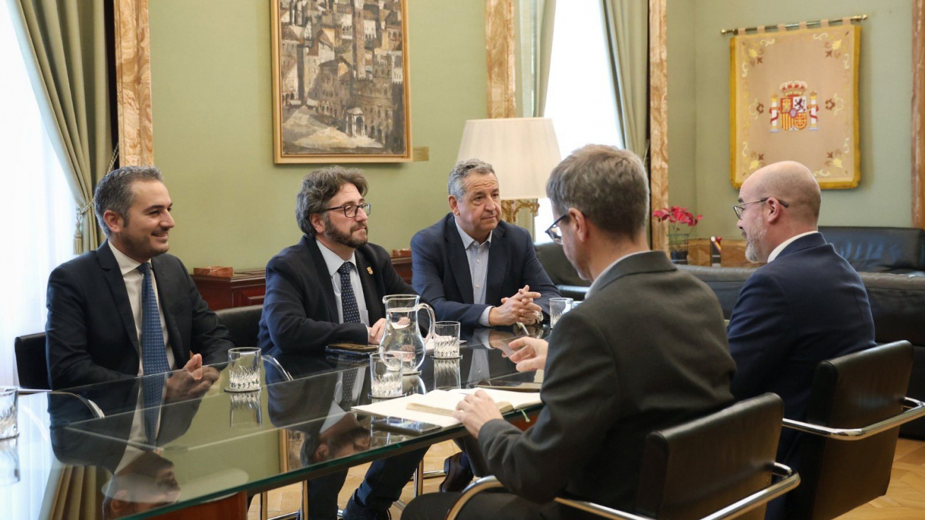 Reunión del delegado del Gobierno de España con los representantes de Pinto.
