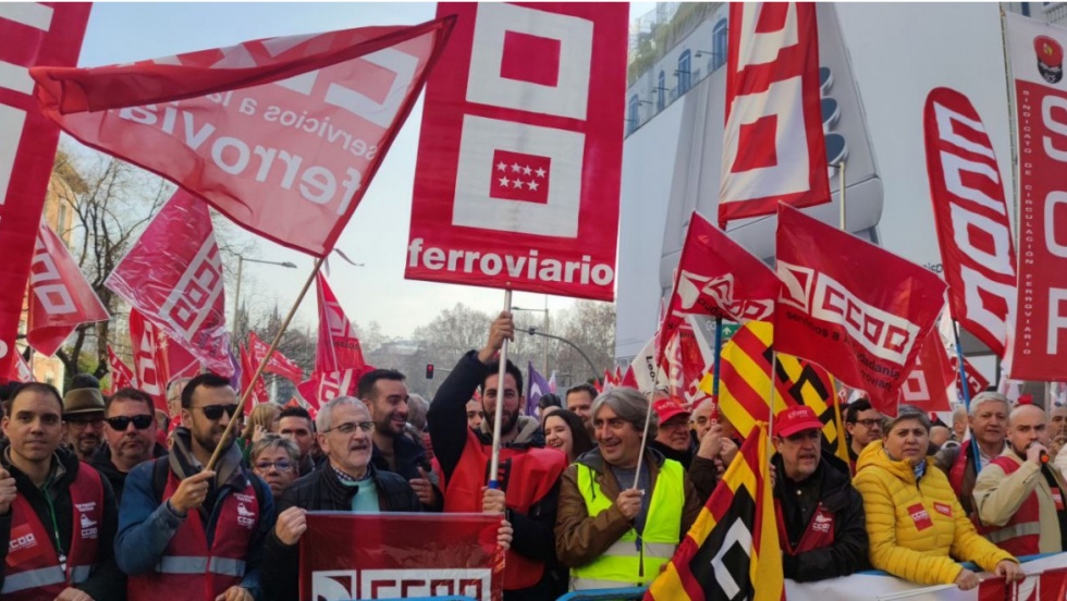 Protesta de Comisiones Obreras frente al Congreso el 30 de enero.