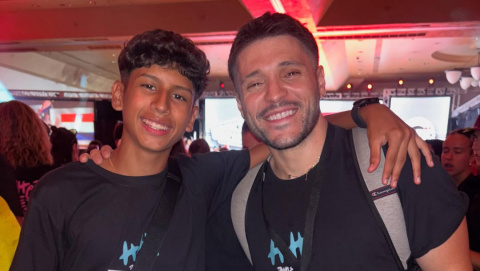 El pinteño Juan Diego Álvarez inicia una nueva etapa profesional en Colombia