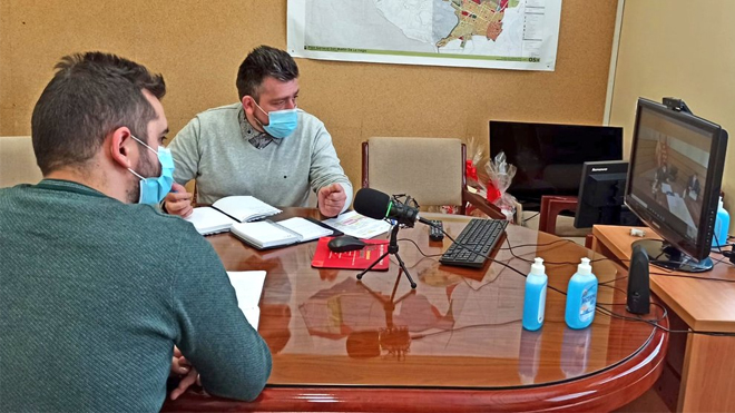 Reunión telemática del alcalde, Rafael Martínez, y el concejal Sergio Neira con el consejero de Vivienda y Administración Local, David Pérez.