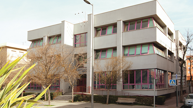 Centro Ramón Areces, edificio de la OMIC en Valdemoro.