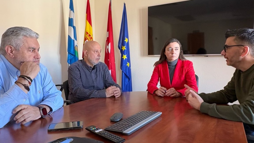 Reunión del equipo de gobierno con los portavoces de CPCI y Más Madrid.