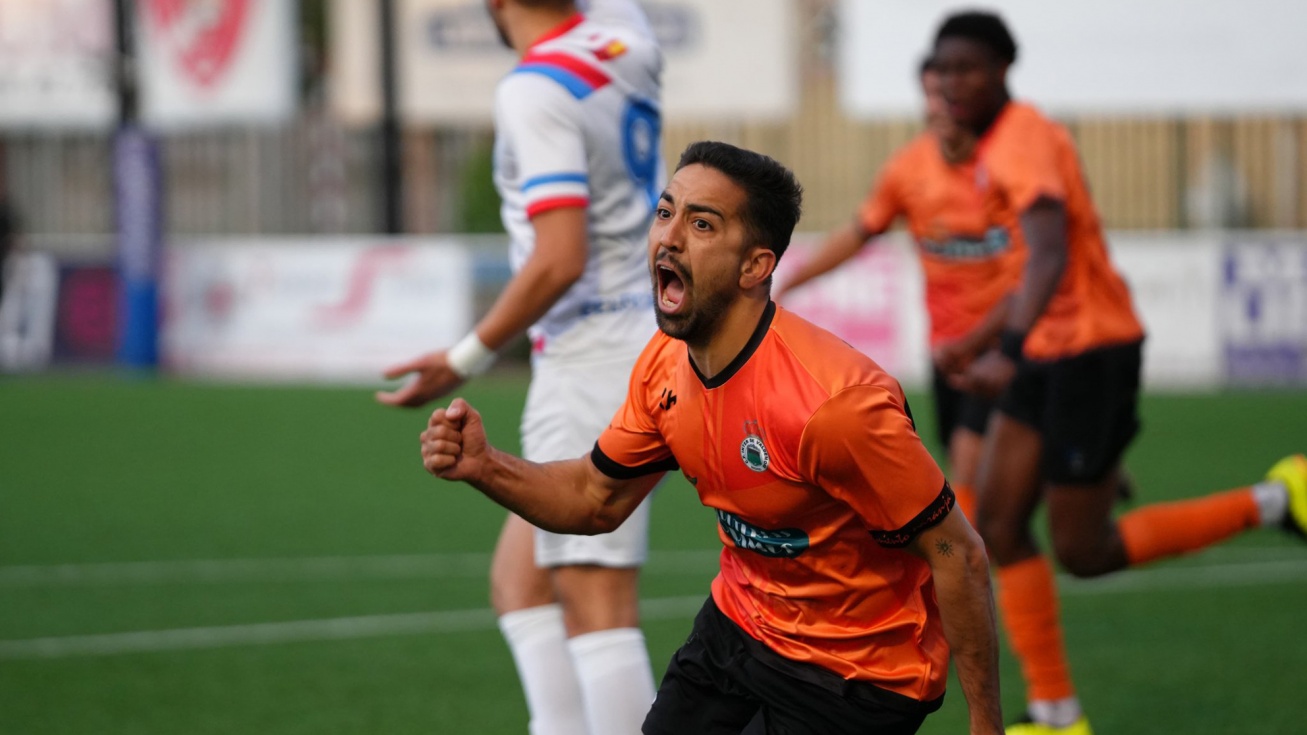 Álex Aragón celebra el primer gol | RFFM
