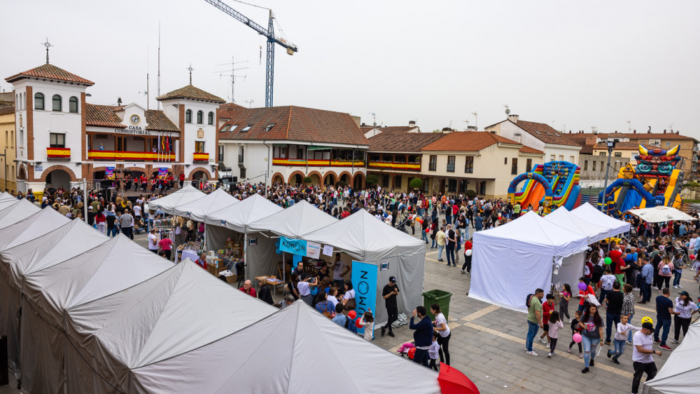 Edici&oacute;n de 2025 de 'Pinto vuelve a los 90'.