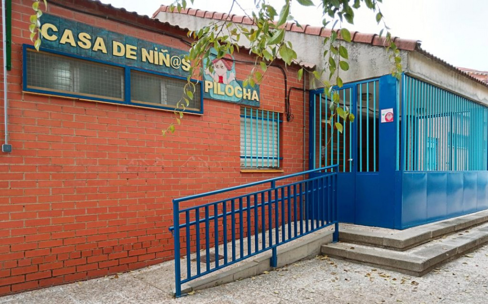 Las educadoras infantiles de las casitas de niños de Parla denuncian impagos