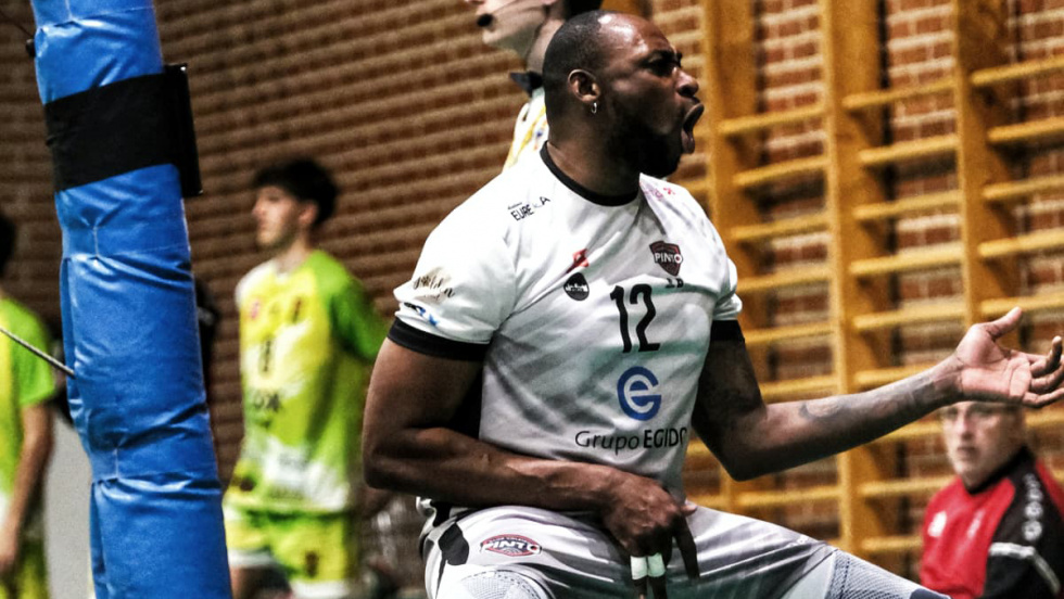 ¿Sabes desde cuándo juega el Club Voleibol Pinto en Superliga 2? Responde y visita gratis el Parque Warner