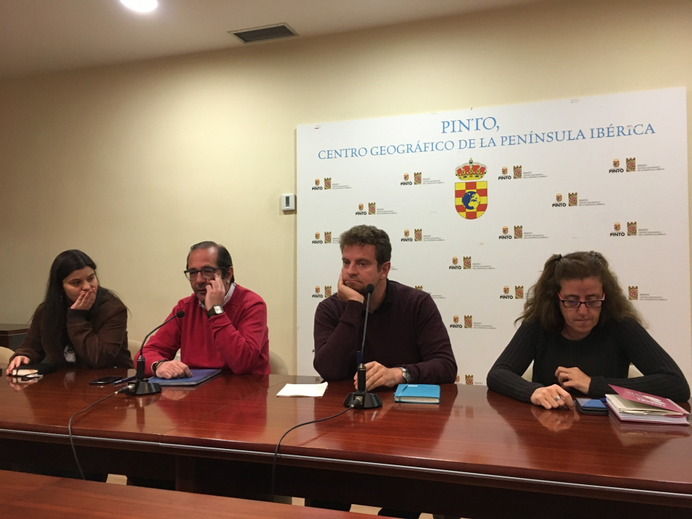 De izq a drch: Los concejales de Unidas Pinto Tania Espada, Rafael Sánchez, Raúl Sánchez y Cristina Lorca.