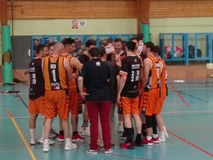 Baloncesto Alcalá 40 – 64 Pintobasket.