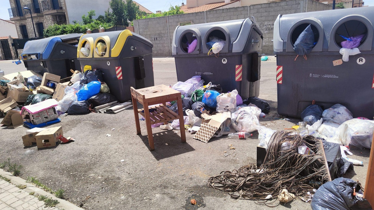 Despiden a tres trabajadores de limpieza de Ciempozuelos en plena huelga de basuras