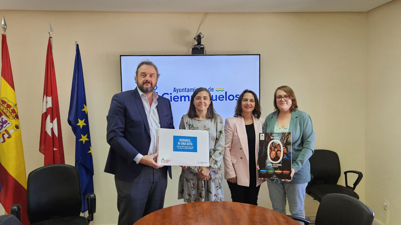 De izquierda a derecha: Bosco Torremocha, Raquel Jimeno, María Méndez y Delia Merchán.