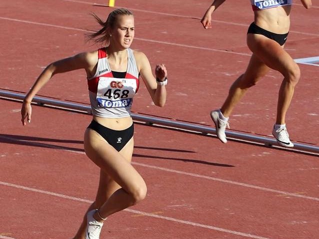 Aleksandra Wruszak en plena carrera.