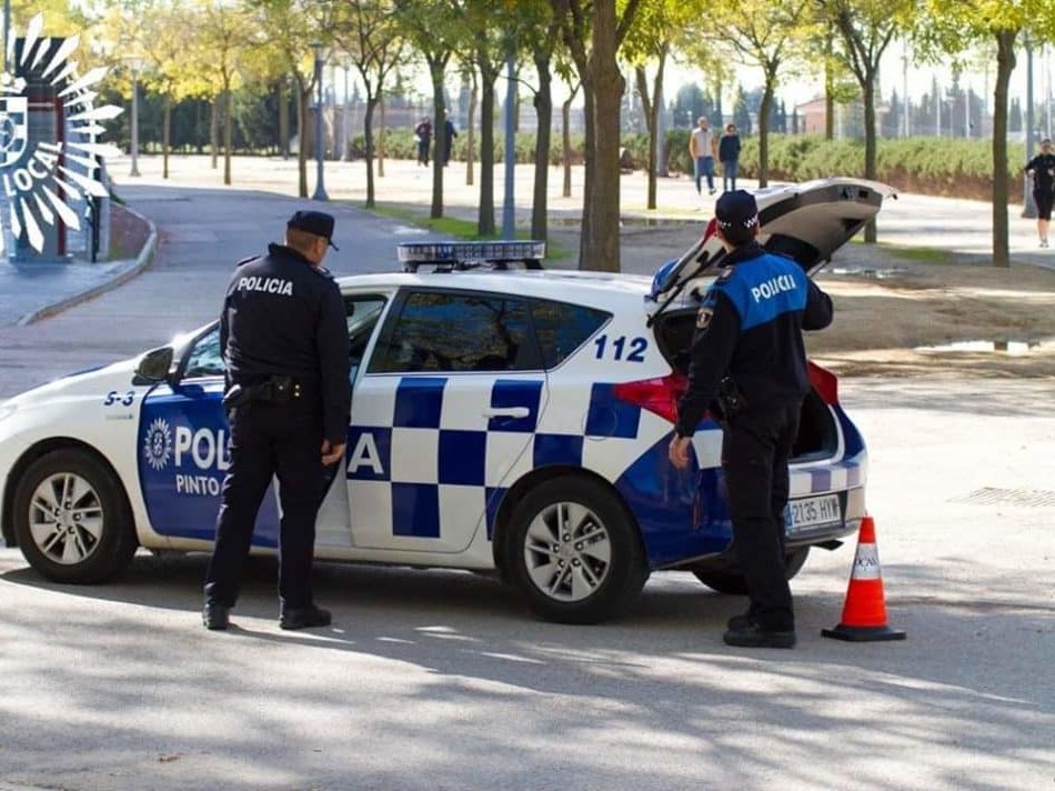Control de tráfico de la Policía Local de Pinto.
