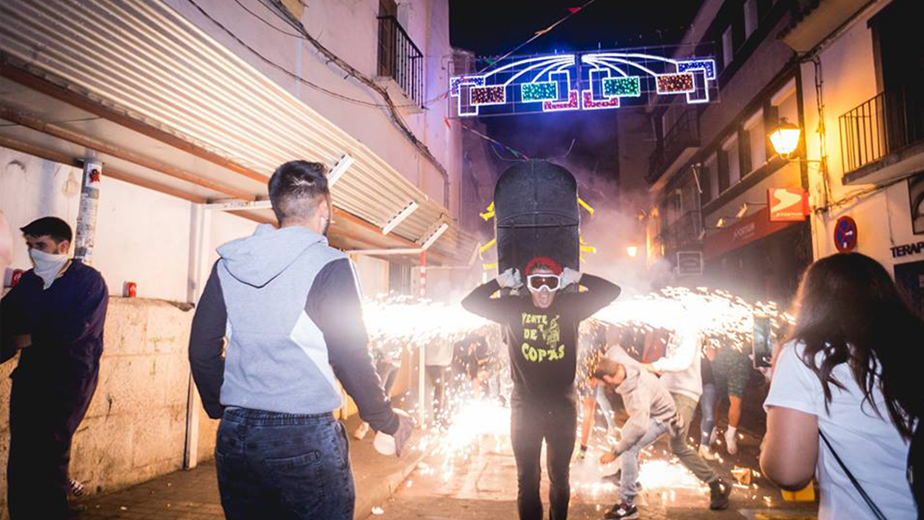Toros de fuego durante las fiestas patronales de Ciempozuelos 2019.