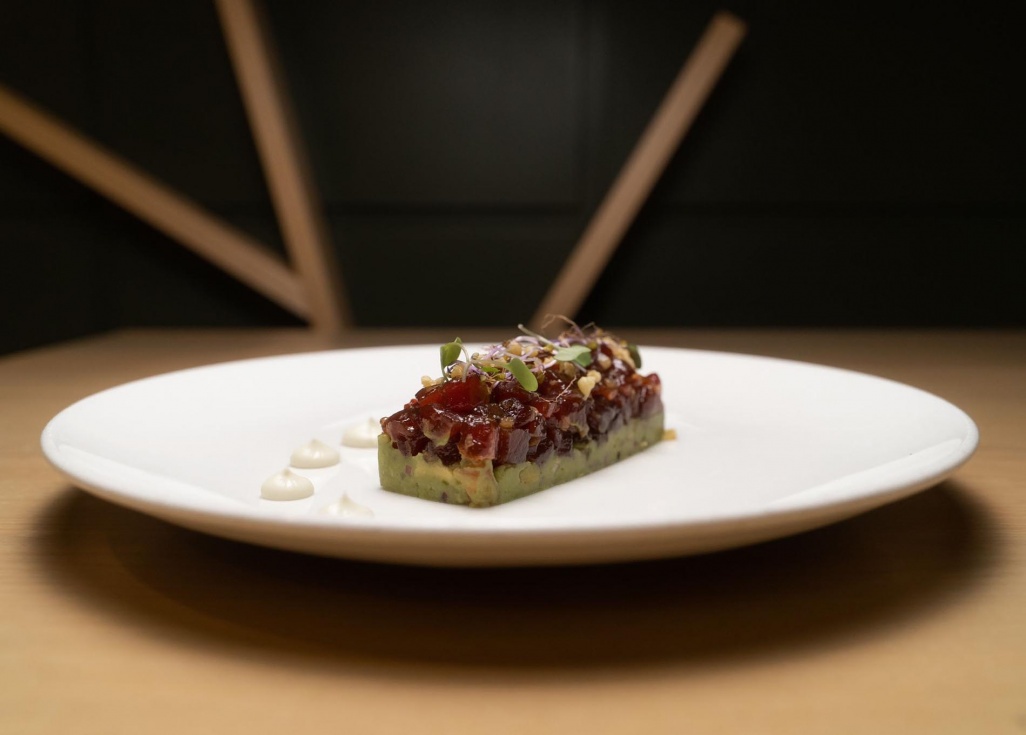 Tartar de atún rojo con guacamole casero y mayonesa de wasabi de Pantostao.