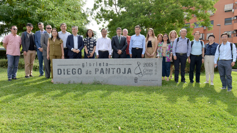 Visita de una delegación de la China Society for Human Rights Studies a Valdemoro.