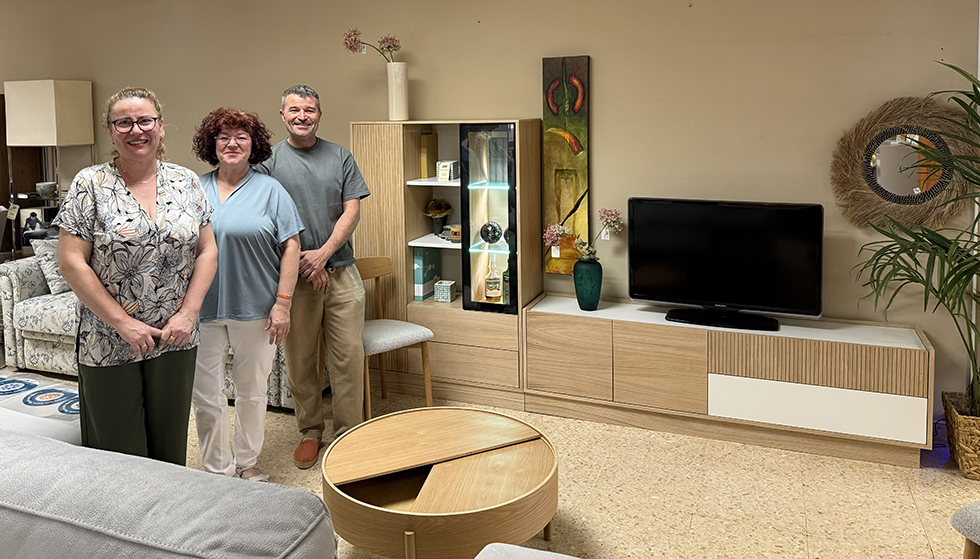 Felcar, una vida entre muebles
