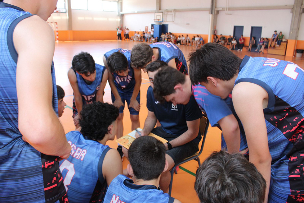 Equipo cadete de Mirasur School.