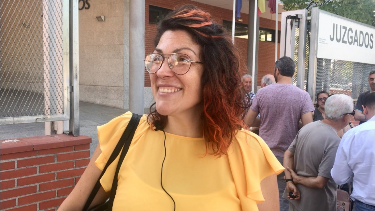 Consoli Astasio frente a los Juzgados de Parla.