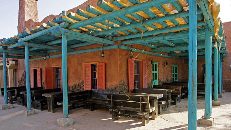 Uno de los restaurantes del Parque Warner.