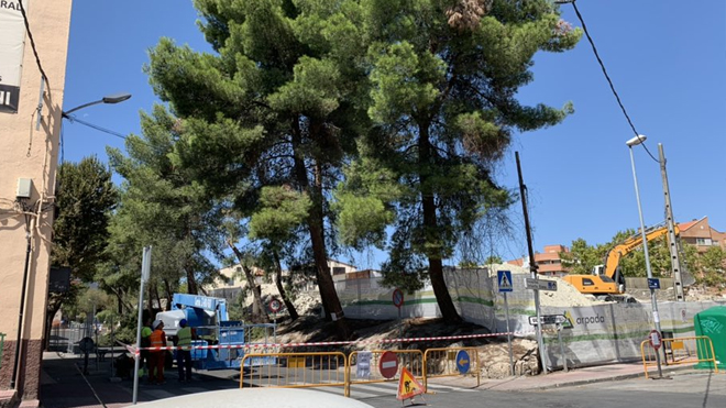 Obras en la calle Ruiz de Alda de Valdemoro. | Fotografía de @VictorGars en Twitter.