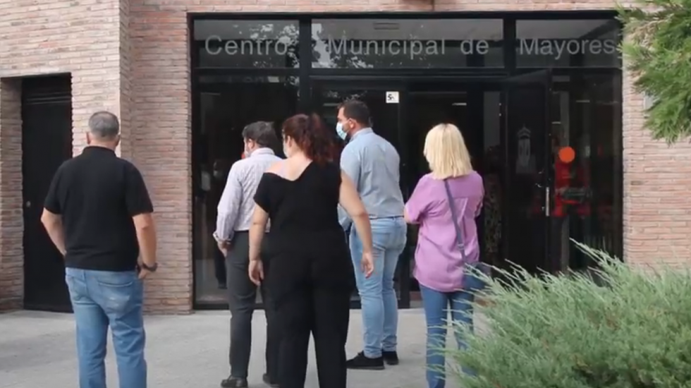 Visita del alcalde, Sergio Parra, a las renovadas instalaciones.