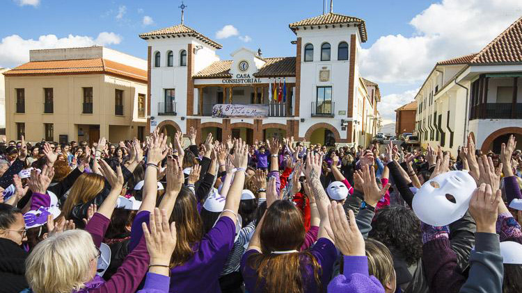 Celebración del Día de la Mujer 2019, en la plaza de la Constitución de Pinto.
