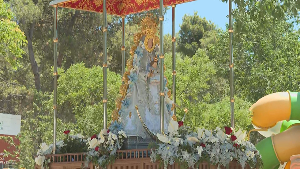 Romer&iacute;a rociera de Getafe.