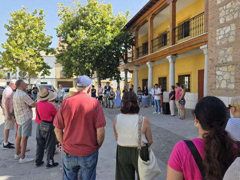 Concentración en San Martín de la Vega por la mañana.