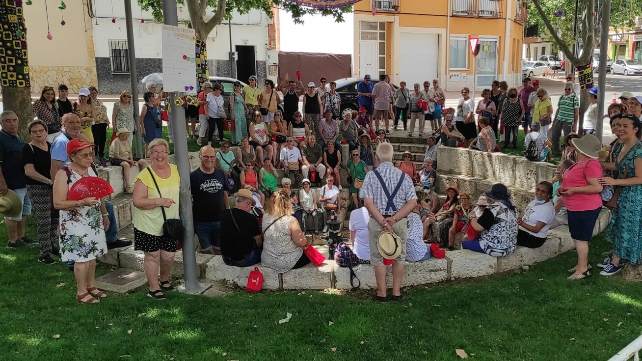 Los mayores en su visita a San Mart&iacute;n de la Vega el pasado mes de junio.