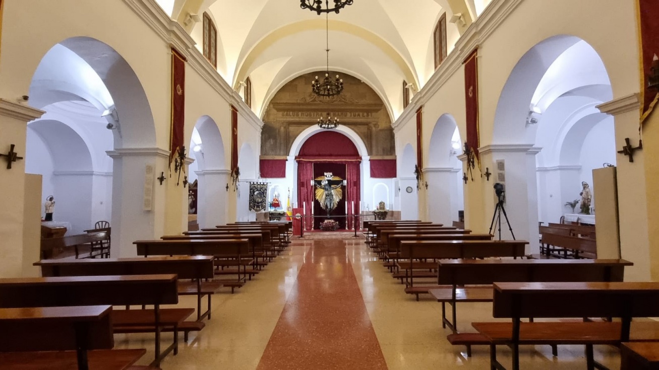 El Santísimo Cristo de la Salud en su ermita.