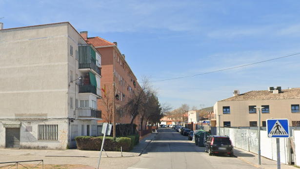 El camino de Valdemoro desde la rotonda de la avenida Alcalde Antonio Chapado.