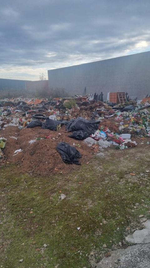 Vertido del cementerio | Img: Partido Popular de Ciempozuelos.