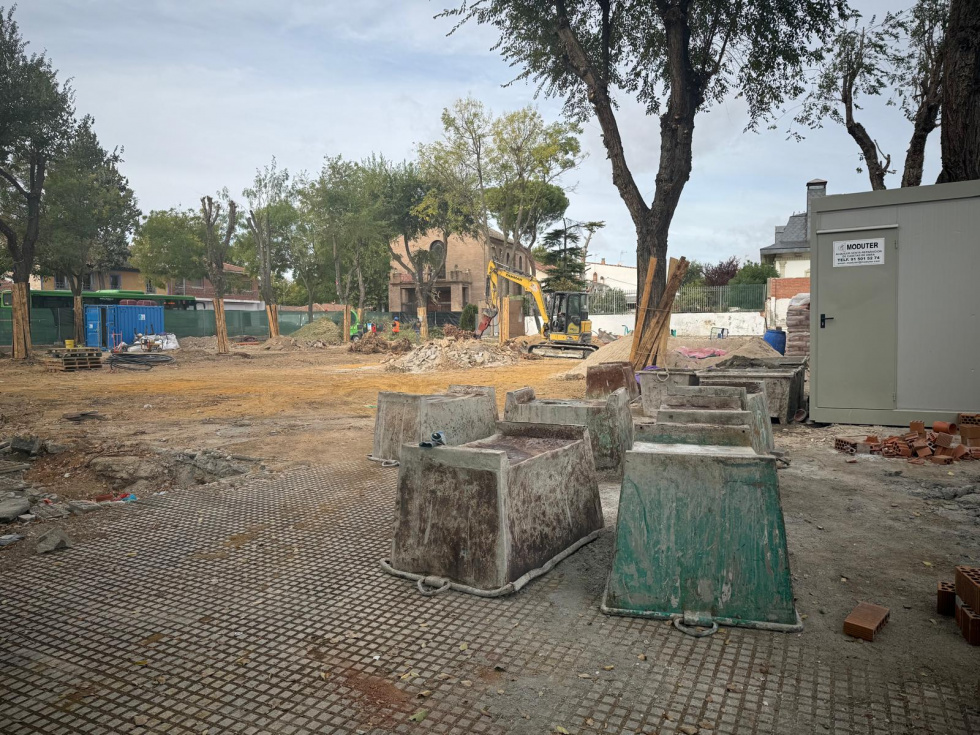 Obras del parque junto a la glorieta de San Marcos.