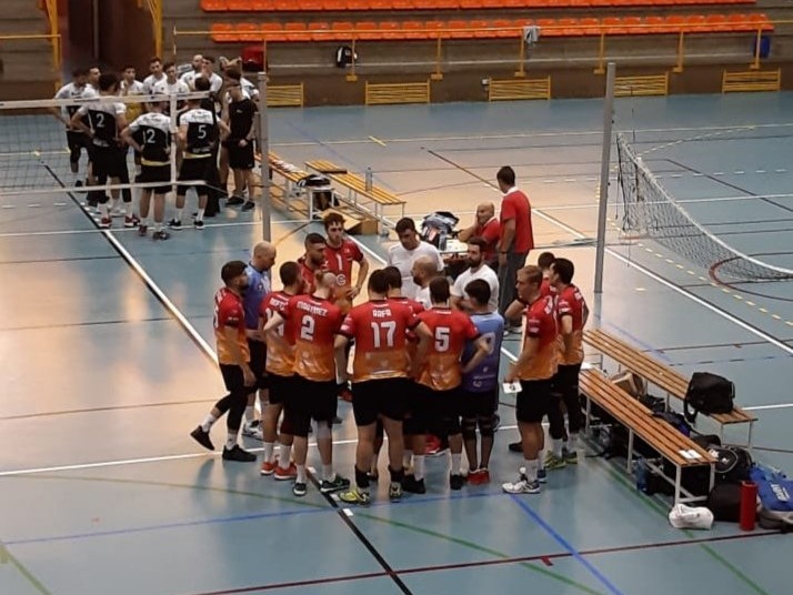 Jugadores del CV Pinto.