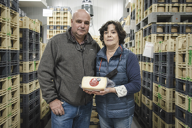 Antonio Marqués y Emilia Mendiola, dueños de la firma de quesos de Ciempozuelos Marqués de Mendiola.