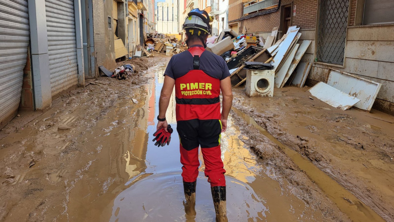 Uno de los voluntarios de PIMER-Protección Civil en Massanassa | Ayuntamiento de Pinto
