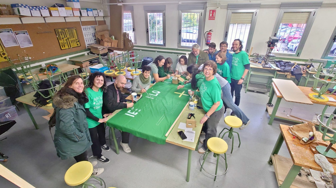 Profesores de la asamblea del IES Pablo Picasso