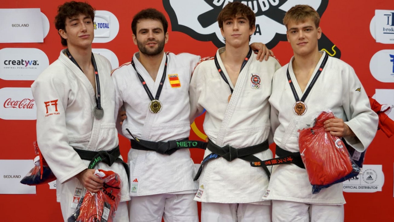 Adrián Nieto en el podio | Federación Madrileña de Judo