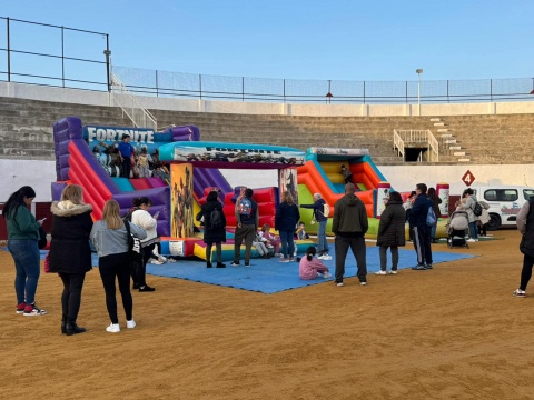 Hinchables en la plaza de toros | Ayuntamiento de Ciempozuelos