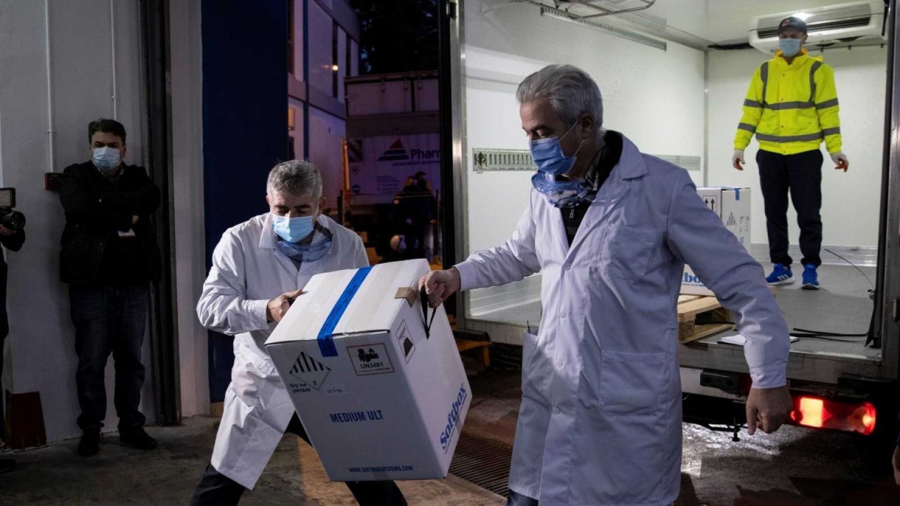 Primeras dosis de la vacuna.